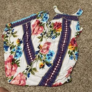 Venus floral maxi dress size small